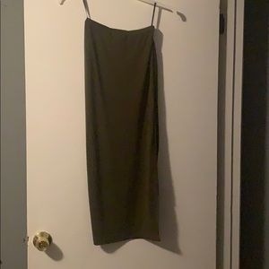 Green maxi skirt with slits